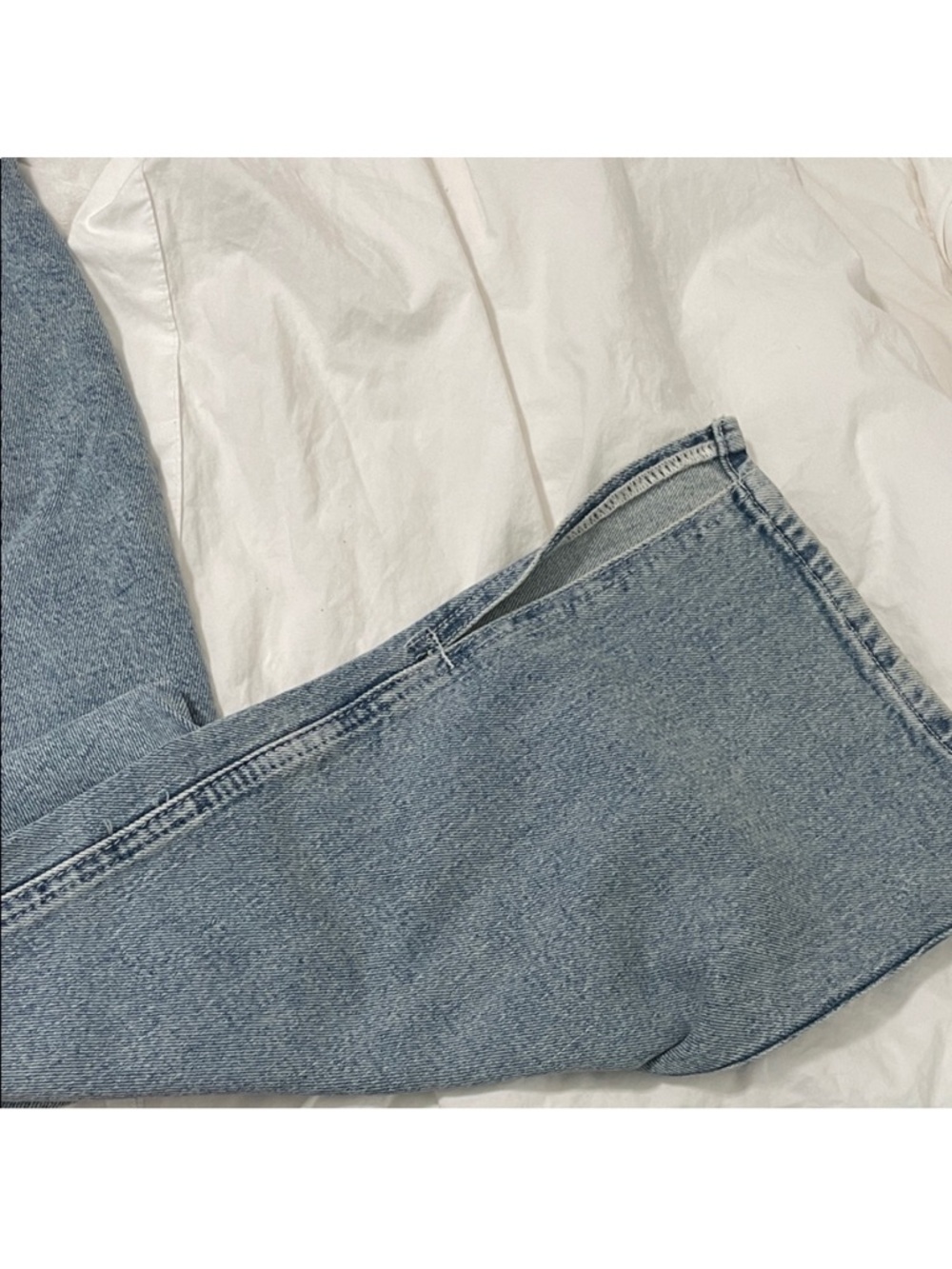 Good American Icon inseam Slit Jean - Picture 8 of 12
